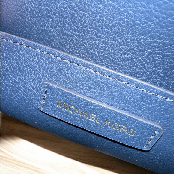 Michael Kors Blue Leather Tote Bag - Picture 5 of 7